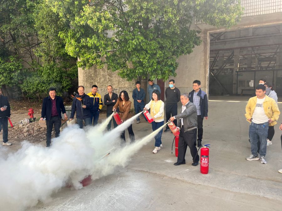 1744769397924602.jpg 1c74213191c6f55b192cba9bfca8c179.jpg